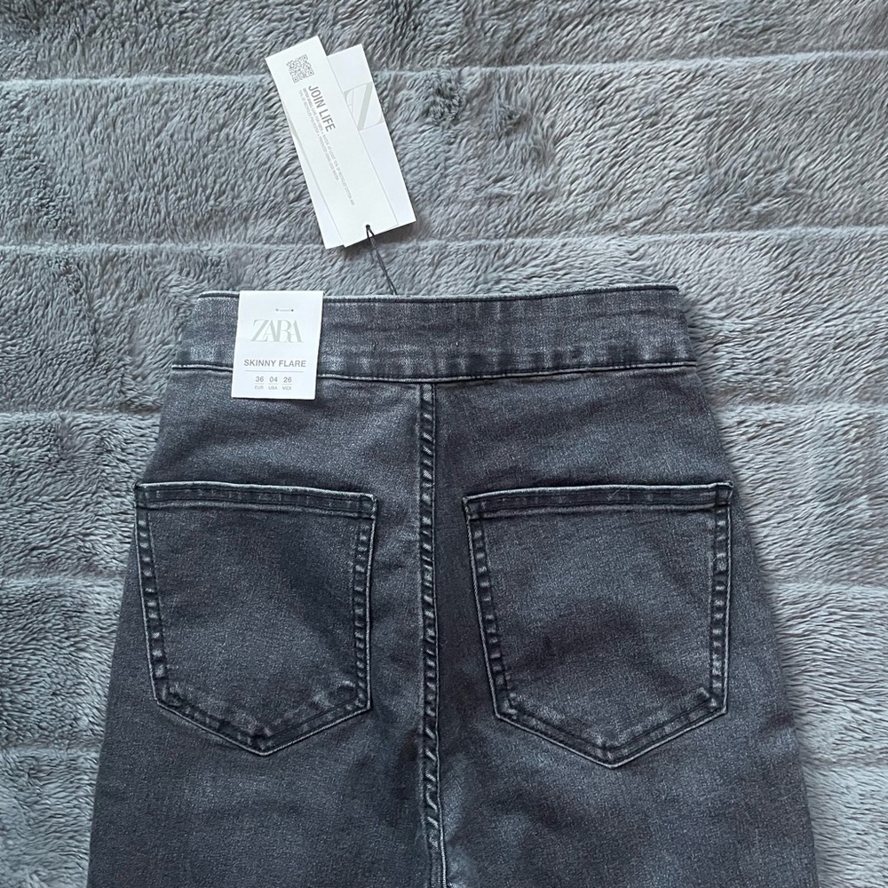 Zara Flared Skinny Jeggings - Picture 9 of 9